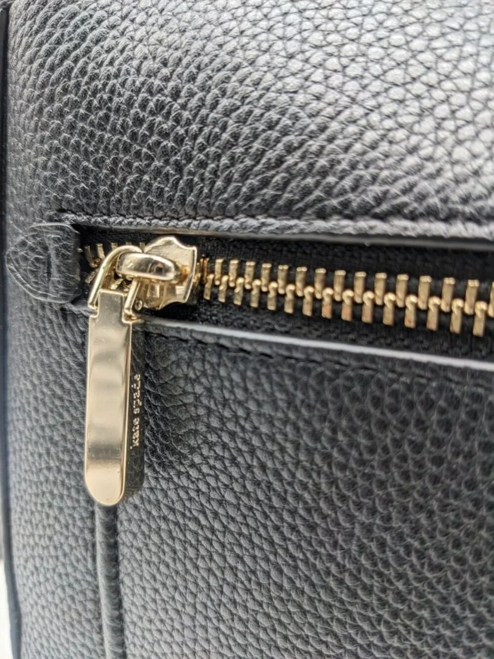 KATE SPADE NY Hudson pebbled leather women's small crossbody bag - Black